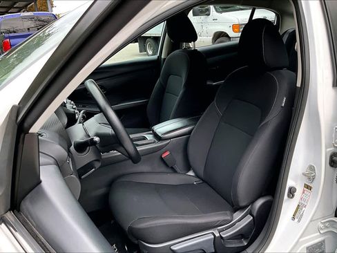 Used 2024 Nissan Sentra S image 8