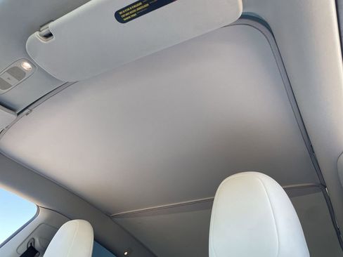 Used 2023 Tesla Model Y Long Range image 19