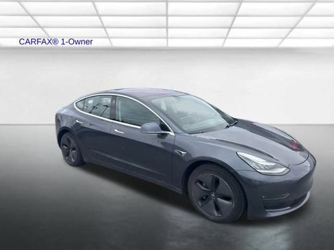 Used 2018 Tesla Model 3 Long Range image 15
