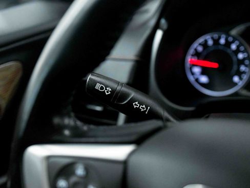 Used 2019 GMC Terrain SLE w/ Driver Convenience Package AWD/4WD image 44