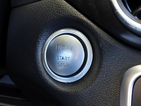 Used 2019 Mercedes-Benz CLA 250 image 47