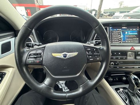 Used 2015 Hyundai Genesis 3.8 w/ Option Group 04 image 28