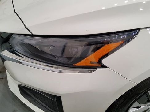 Used 2024 Nissan Altima 2.5 S image 7