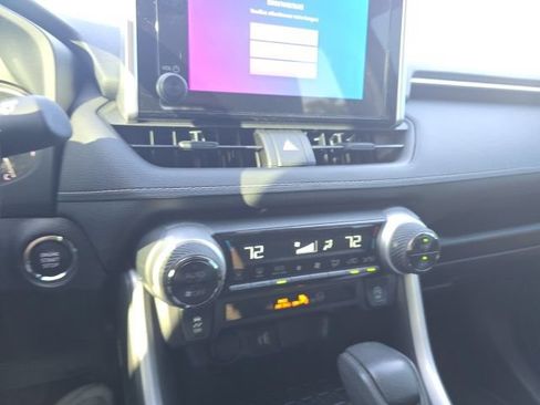 Used 2025 Toyota RAV4 XLE w/ Convenience Package FWD image 13