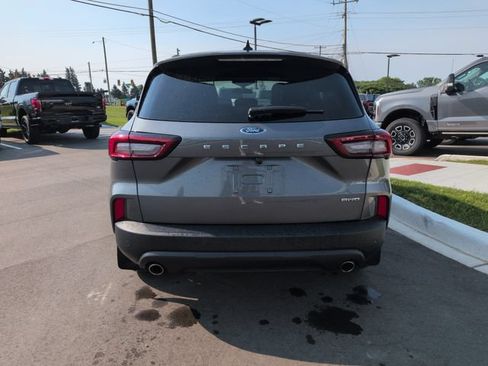 Used 2025 Ford Escape ST-Line Select w/ Tech Pack #1 AWD/4WD image 4