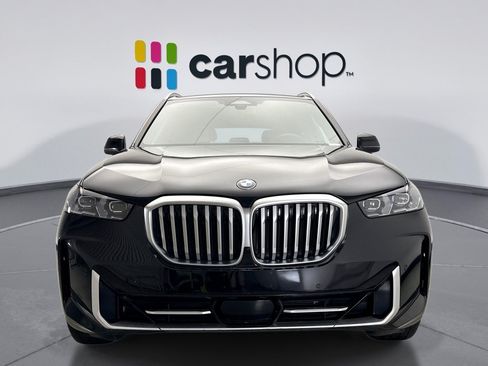 Used 2024 BMW X5 xDrive40i w/ Premium Package AWD/4WD image 8