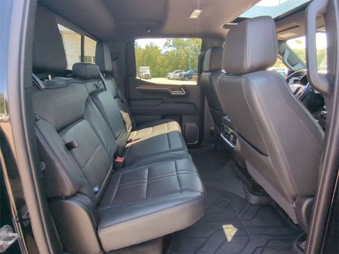 Certified 2022 Chevrolet Silverado 1500 High Country w/ High Country Premium Package image 27