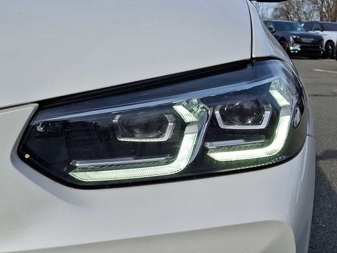 Used 2023 BMW X4 xDrive30i w/ Parking Assistance Package image 9