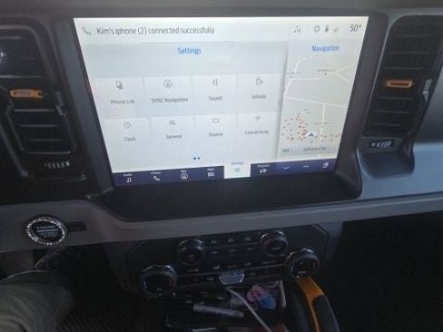 Used 2023 Ford Bronco Badlands image 18