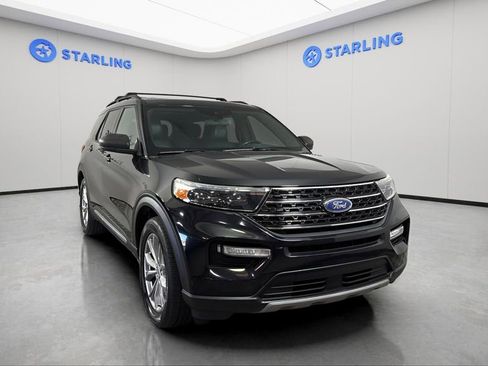 Used 2020 Ford Explorer XLT w/ Equipment Group 202A RWD image 32