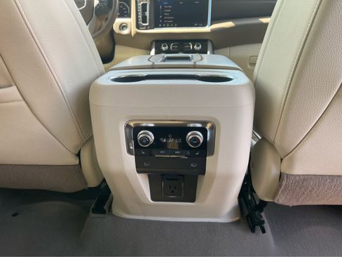 Used 2021 GMC Yukon Denali AWD/4WD image 26