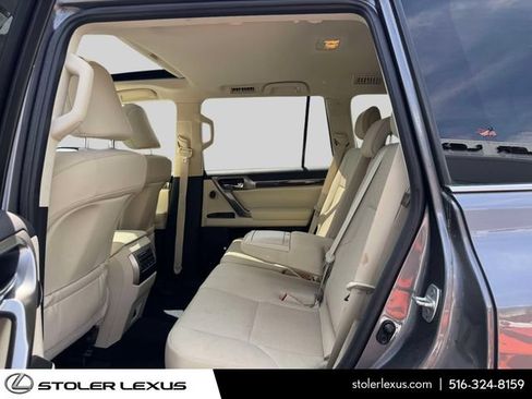 Used 2023 Lexus GX 460 Premium w/ Premium Plus Package AWD/4WD image 16