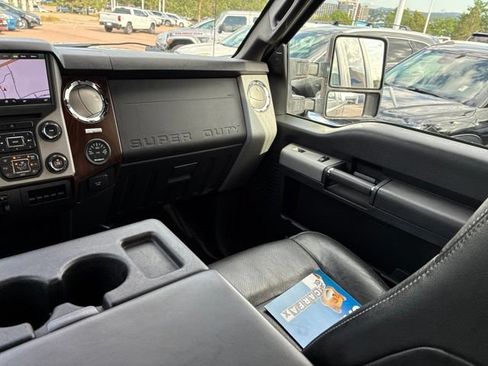Used 2013 Ford F250 Lariat w/ Lariat Interior Pkg AWD/4WD image 31