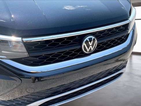 Used 2022 Volkswagen Taos SE FWD image 30