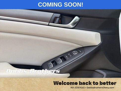 Used 2018 Honda Accord LX image 11