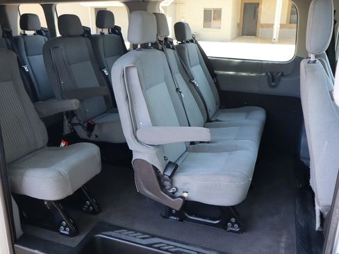 Used 2015 Ford Transit 350 XLT RWD image 21