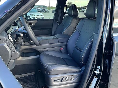 New 2026 INFINITI QX80 Autograph w/ Autograph Exterior Package image 24