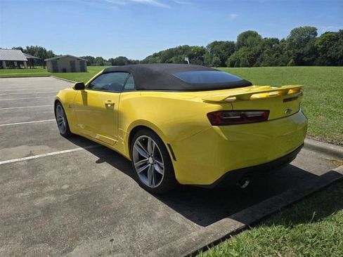 Used 2018 Chevrolet Camaro LT w/ RS Package RWD image 4