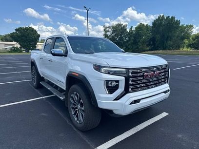 Used 2025 GMC Canyon Denali