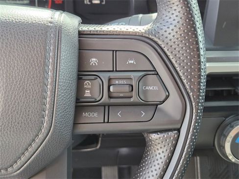 Used 2025 Toyota Tacoma SR5 image 28