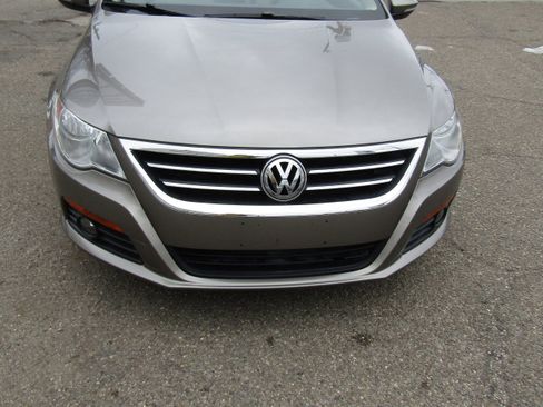 Used 2012 Volkswagen CC Lux image 4