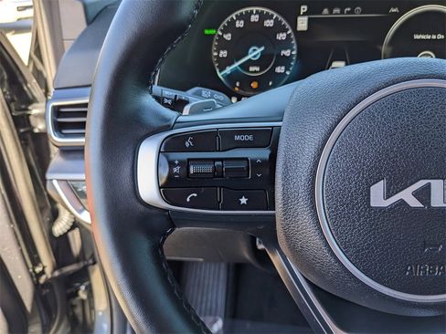 Certified 2025 Kia Sportage SX Prestige image 33