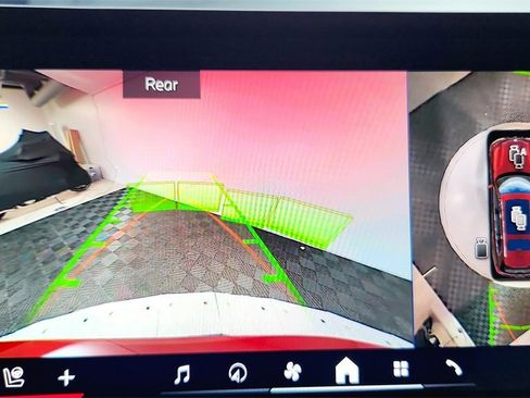 Used 2025 BMW X7 xDrive40i image 39