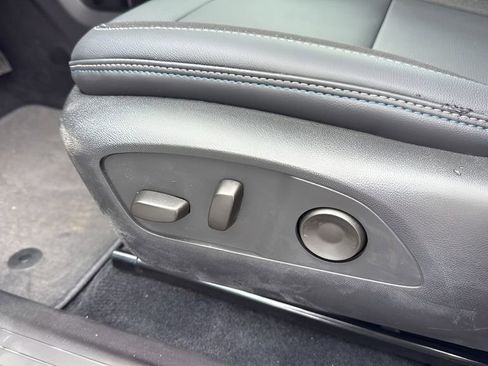 New 2026 Chevrolet Equinox EV LT AWD/4WD image 27