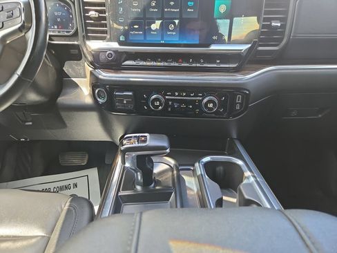 Used 2024 Chevrolet Silverado 1500 RST AWD/4WD image 12