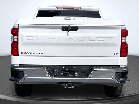 Used 2020 Chevrolet Silverado 1500 LT w/ Convenience Package image 4