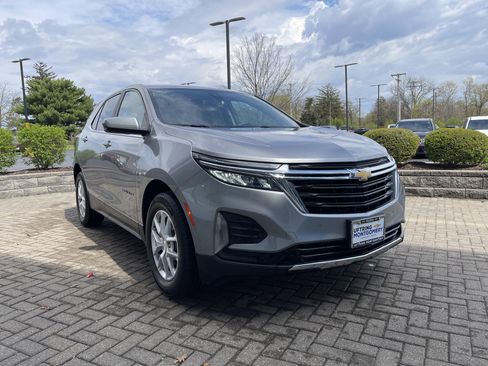 Used 2024 Chevrolet Equinox LT w/ LPO, Floor Liner Package image 7