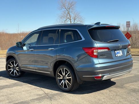 Used 2020 Honda Pilot Touring image 2