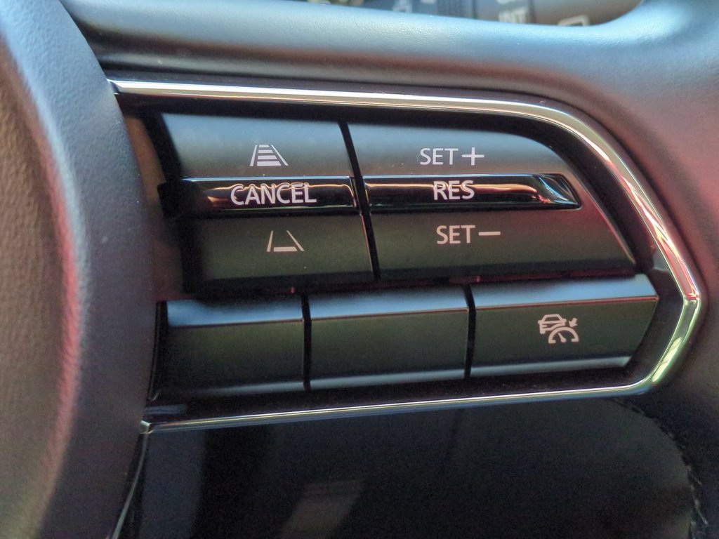 Used 2024 MAZDA CX-90 3.3 Turbo w/ Preferred Package AWD/4WD image 16