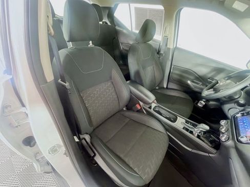 Used 2023 Nissan Kicks SV image 27