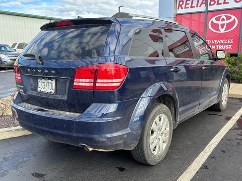 Used 2018 Dodge Journey SE w/ Connectivity Group image 3