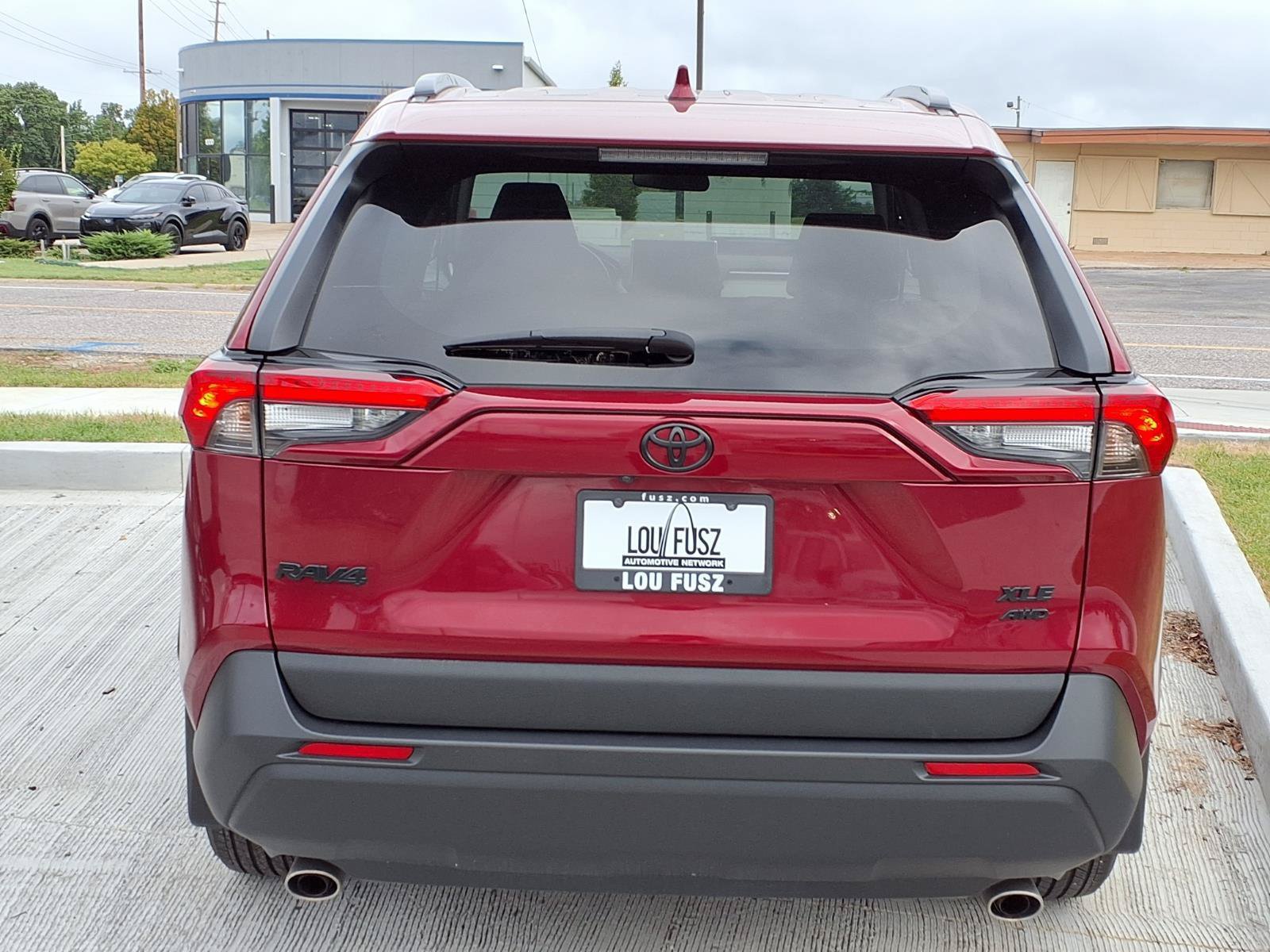 Used 2025 Toyota RAV4 XLE w/ Weather Package AWD/4WD image 23