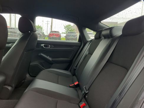 Used 2022 Honda Civic Sport image 12