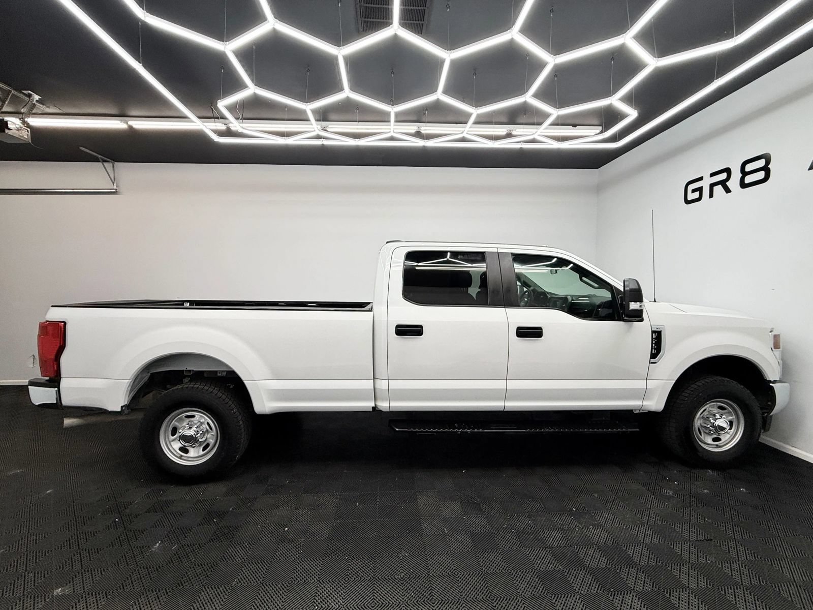 Used 2022 Ford F250 XL w/ Power Equipment Group AWD/4WD image 10