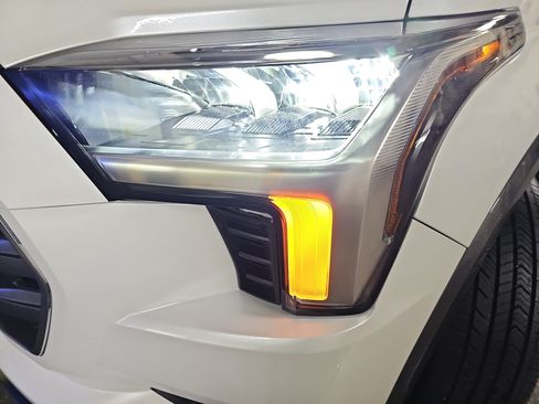 Used 2026 Toyota Sequoia Limited AWD/4WD image 30