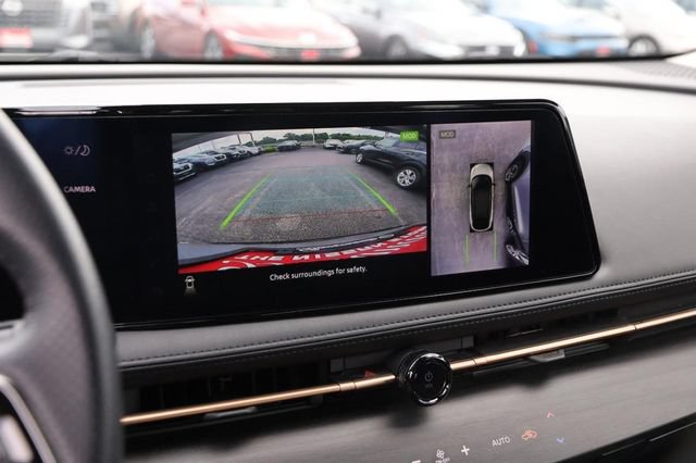 Used 2024 Nissan Ariya AWD image 19