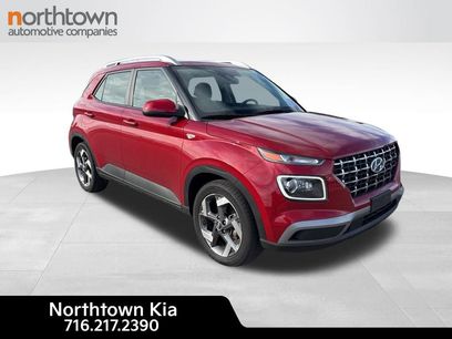 Used 2023 Hyundai Venue Limited w/ Cargo Package