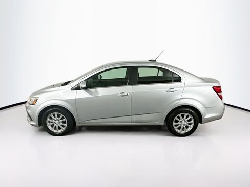 Used 2017 Chevrolet Sonic LT FWD image 4