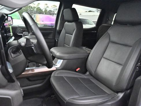 Used 2024 Chevrolet Silverado 1500 RST image 7