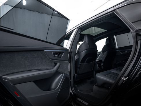 New 2026 Audi RS Q8 performance image 18