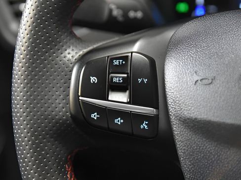 Used 2023 Ford Escape ST-Line image 19