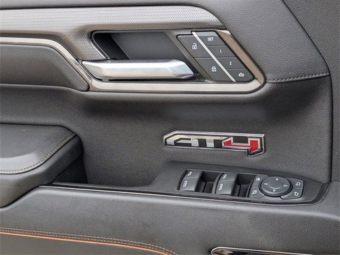 Used 2023 GMC Sierra 1500 AT4 w/ AT4 Premium Package image 23