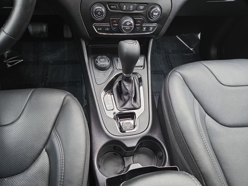 Used 2021 Jeep Cherokee Limited w/ Elite Package image 23