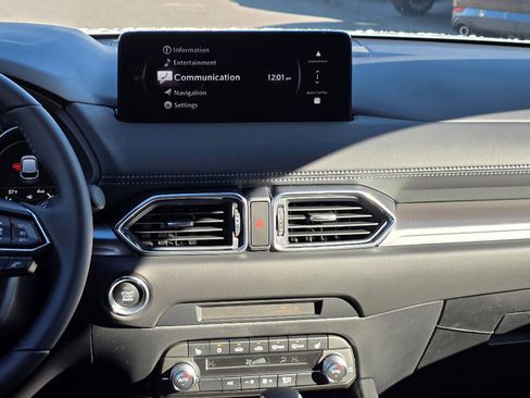 New 2025 MAZDA CX-5 AWD 2.5 S w/ Preferred Package image 3