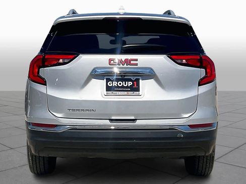 Used 2020 GMC Terrain SLT image 5