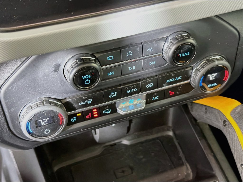 Used 2023 Ford Bronco Badlands AWD/4WD image 16